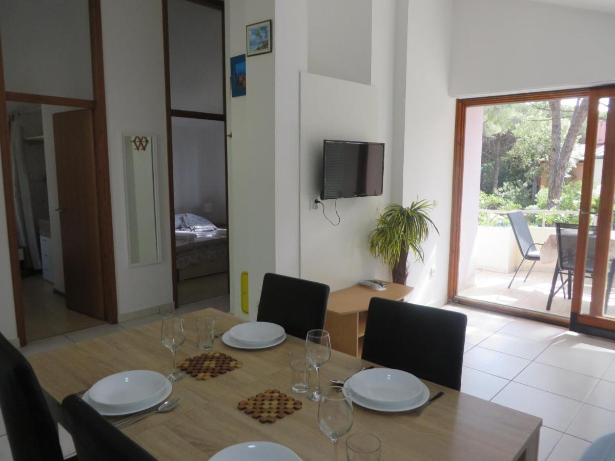 Soline Beach Apartments Biograd Na Moru Dış mekan fotoğraf