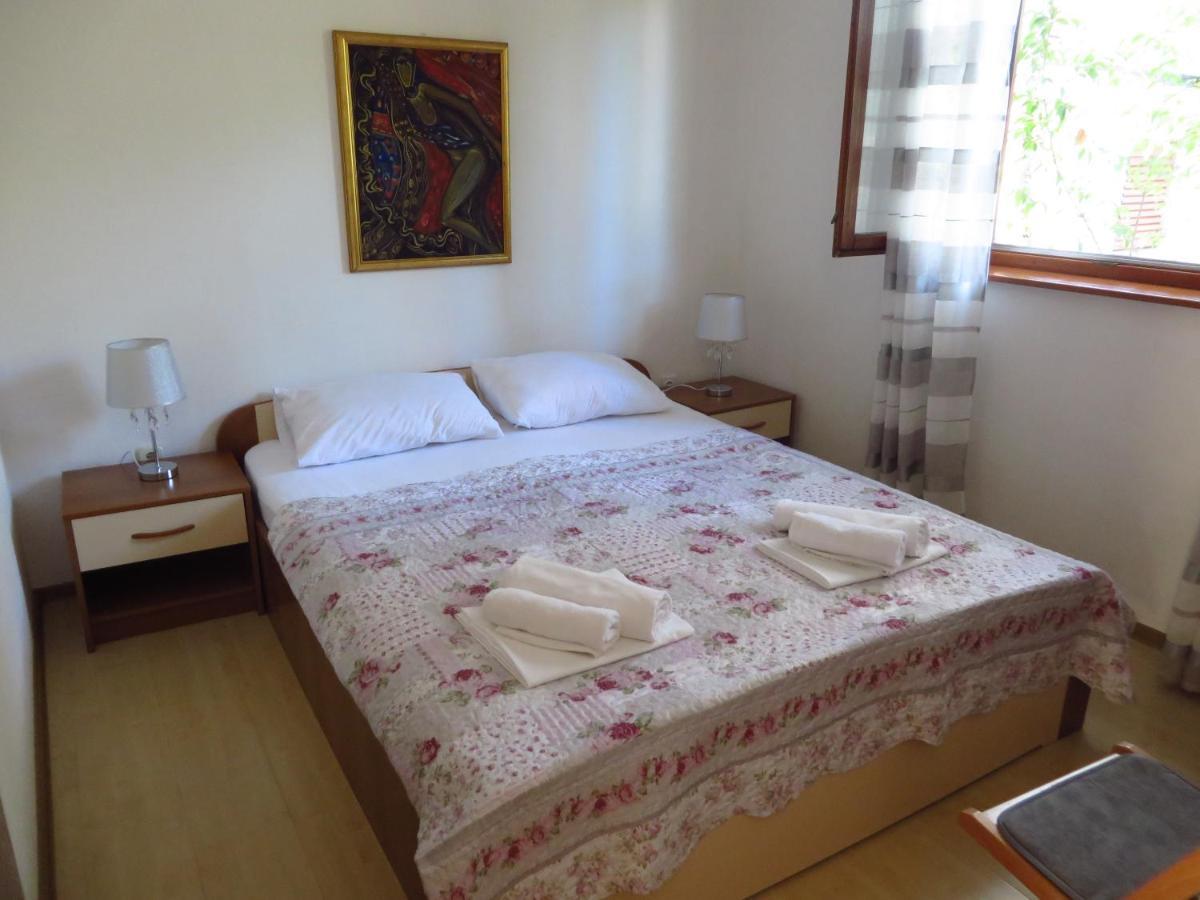 Soline Beach Apartments Biograd Na Moru Dış mekan fotoğraf