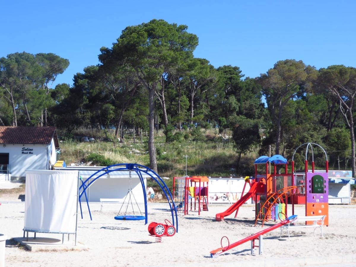 Soline Beach Apartments Biograd Na Moru Dış mekan fotoğraf