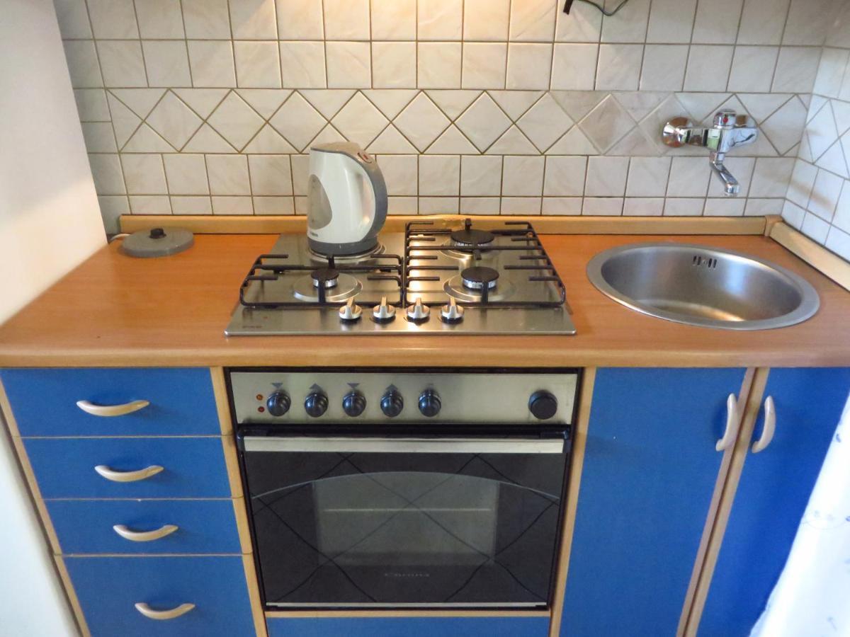 Soline Beach Apartments Biograd Na Moru Oda fotoğraf